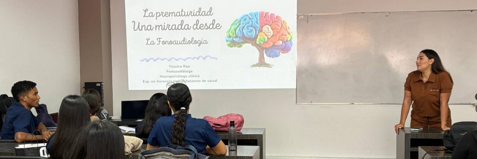 Graduada UDES regresó a las aulas para compartir su experiencia a estudiantes de Fonoaudiología