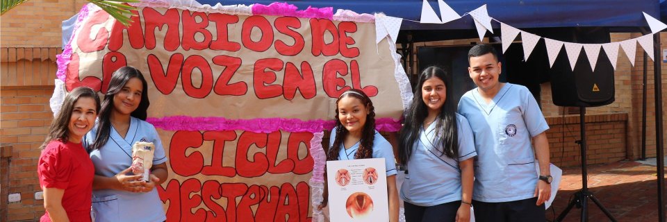 La voz y el ciclo menstrual: estudiantes UDES exploran su impacto en la calidad vocal