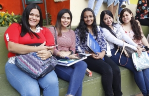 Más de mil estudiantes iniciaron clases en la UDES