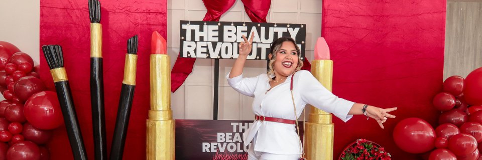 Karen Almeira, la graduada UDES que transforma vidas a trav&eacute;s de la belleza y las finanzas