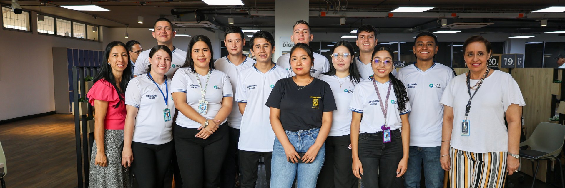 Estudiantes líderes NAF UDES fortalecen la cultura tributaria mediante el “Plan Canguro” en la DIAN