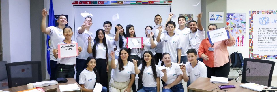 Estudiantes de Contadur&iacute;a P&uacute;blica inician programa para ense&ntilde;ar cultura tributaria en colegios de Bucaramanga