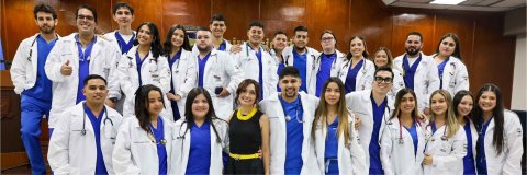 El programa de Medicina Veterinaria de la UDES celebró la Imposición de Batas Blancas para sus estudiantes de noveno semestre