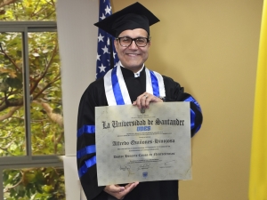 La UDES otorga el título de Doctor Honoris Causa en Neurociencias, al Doctor Q