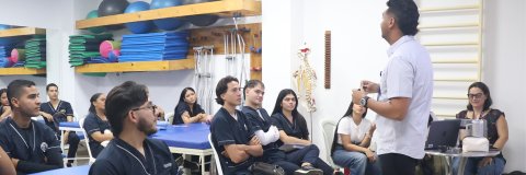 Estudiantes de Fisioterapia se preparan para sus prácticas profesionales con jornada de inducción y reinducción
