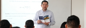 En España se publica libro de profesor UDES