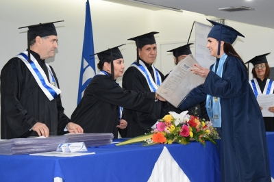 La Universidad de Santander graduó 142 universitarios de los diferentes programas académicos