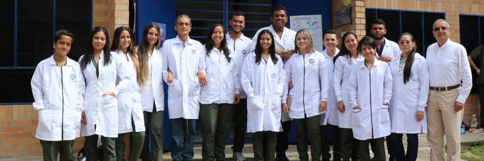 Estudiantes de Veterinaria del campus Valledupar visitaron Bucaramanga para hacer prácticas en laboratorios especializados