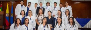 UDES celebra el Día del Médico Veterinario con la entrega de 16 nuevos pasantes