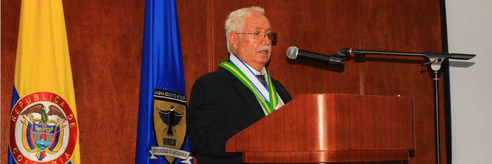 Un corazón que inspira: así fue el homenaje al médico santandereano Franklin Roberto Quiroz en la UDES
