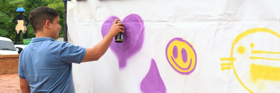 Bajo la sombra del Caracolí: el arte urbano como herramienta pedagógica y social fue protagonista en la UDES