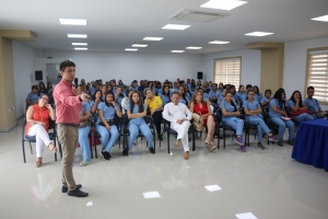 Docente internacional visita la UDES para fortalecimiento de investigación e internacionalización