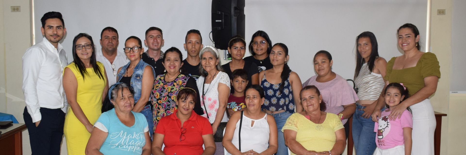 La UDES Cúcuta fortalece la visión de empresario con el Proyecto ‘Maquilando Felicidad’