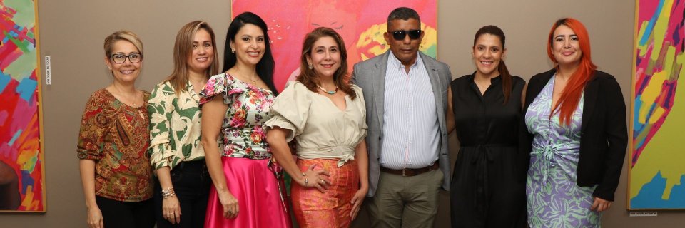 Visite en la UDES la exposición ‘Arte y Enfermedad: una reflexión sobre el cáncer de mama’