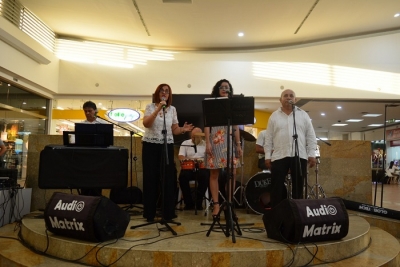 Agrupación musical UDES se presentó en Unicentro