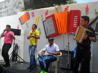 A ritmo de caja, guacharaca y acordeón la UDES, celebrará el IV Festival Vallenato Universitario