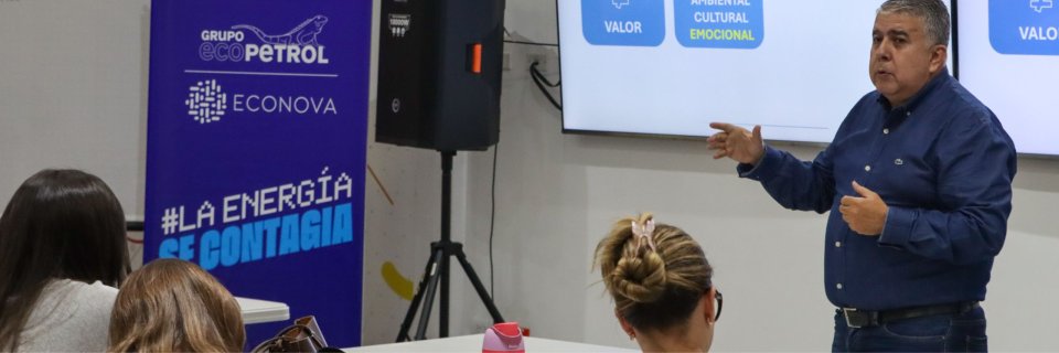 Emprendimentor UDES inicia sus m&oacute;dulos de formaci&oacute;n con estudiantes de Mercadeo y Publicidad