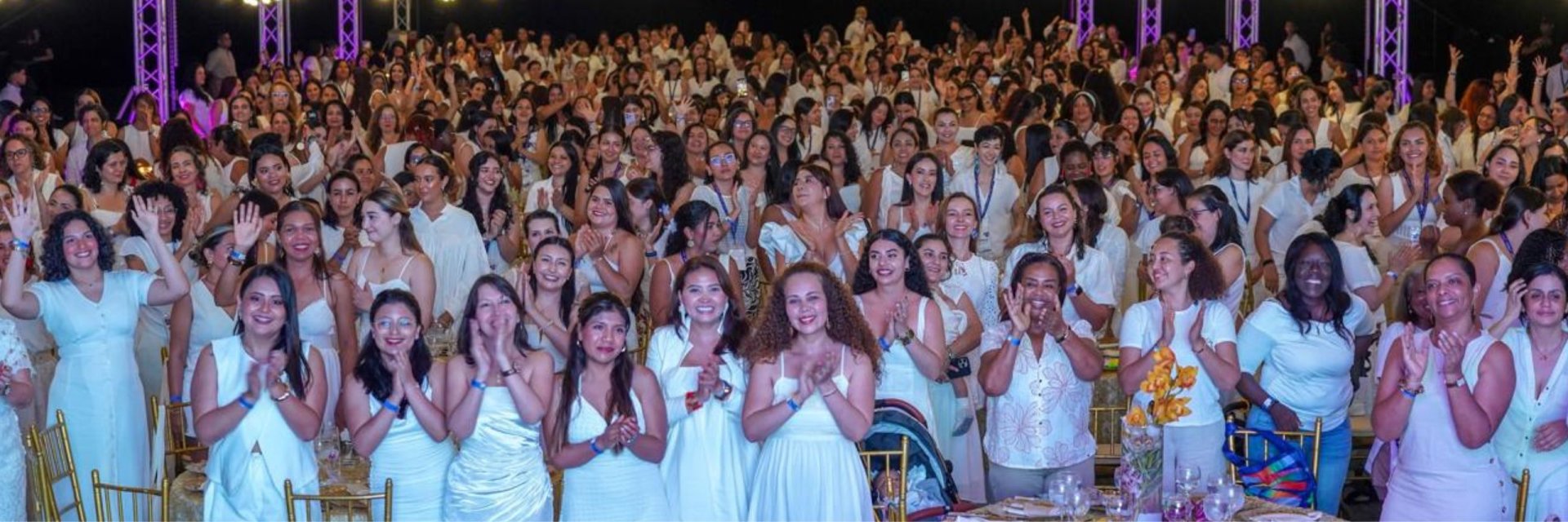 UDES llevó al Encuentro Nacional Orquídeas 2026 una apuesta por una comunicación que hace visible lo invisible