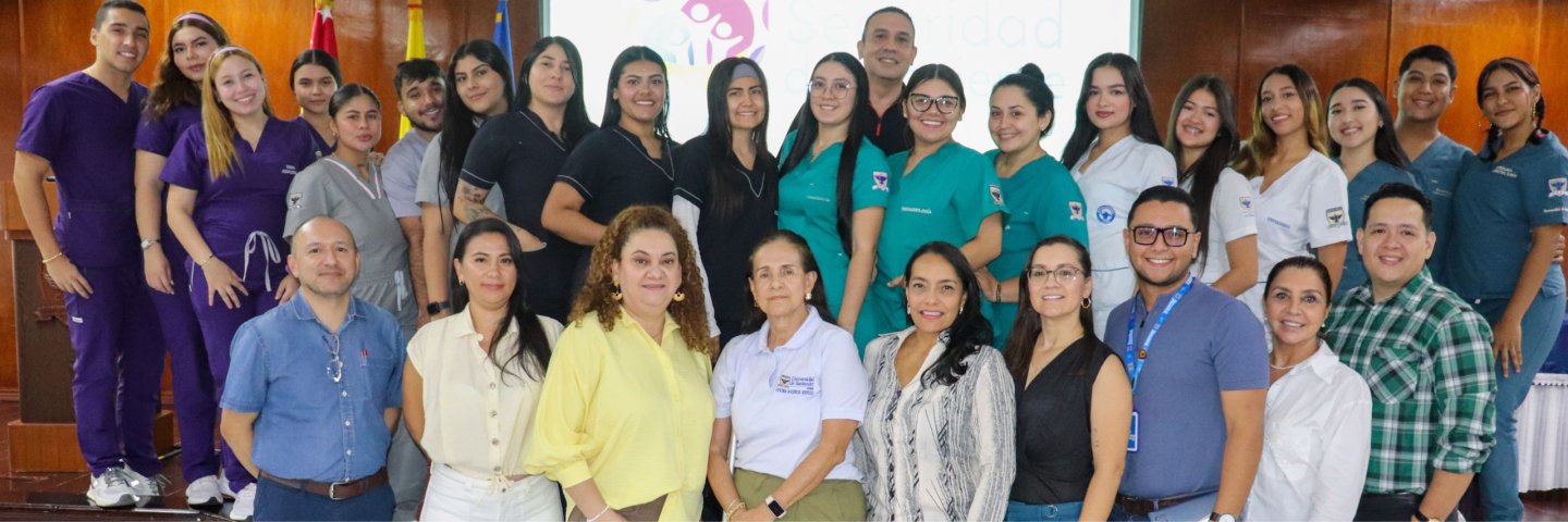 Más de 250 estudiantes participaron en inducción antes de iniciar sus prácticas en salud