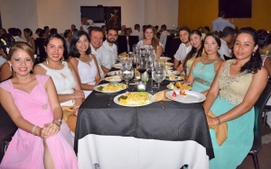 Universidad de Santander se viste de Etiqueta y Protocolo