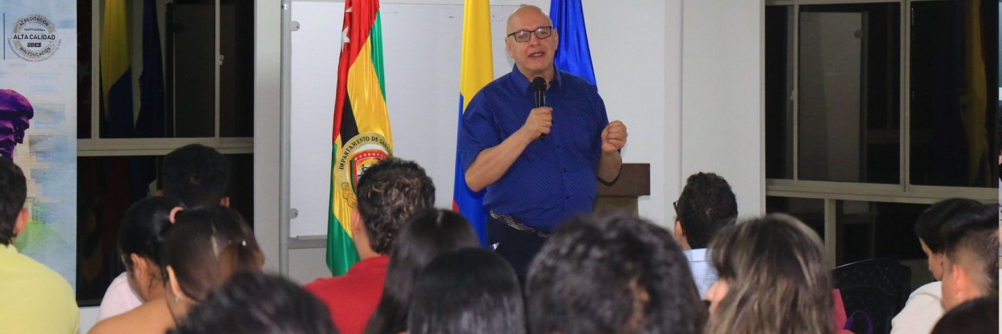 La UDES y la Superintendencia Financiera de Colombia promueven la educación financiera con enfoque diferencial