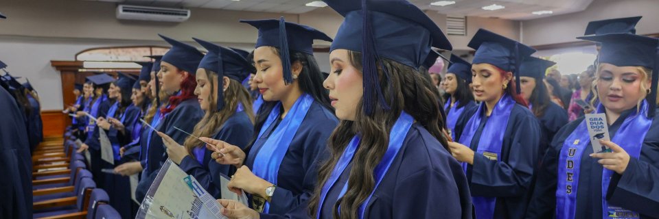 La UDES celebra la graduaci&oacute;n de 300 nuevos profesionales al servicio del pa&iacute;s