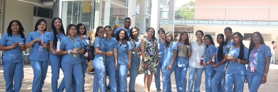 Estudiantes UDES crearon pl&aacute;stico biodegradable a base de c&aacute;scaras de mango