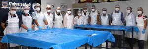 UDES capacita a profesionales avícolas de la región