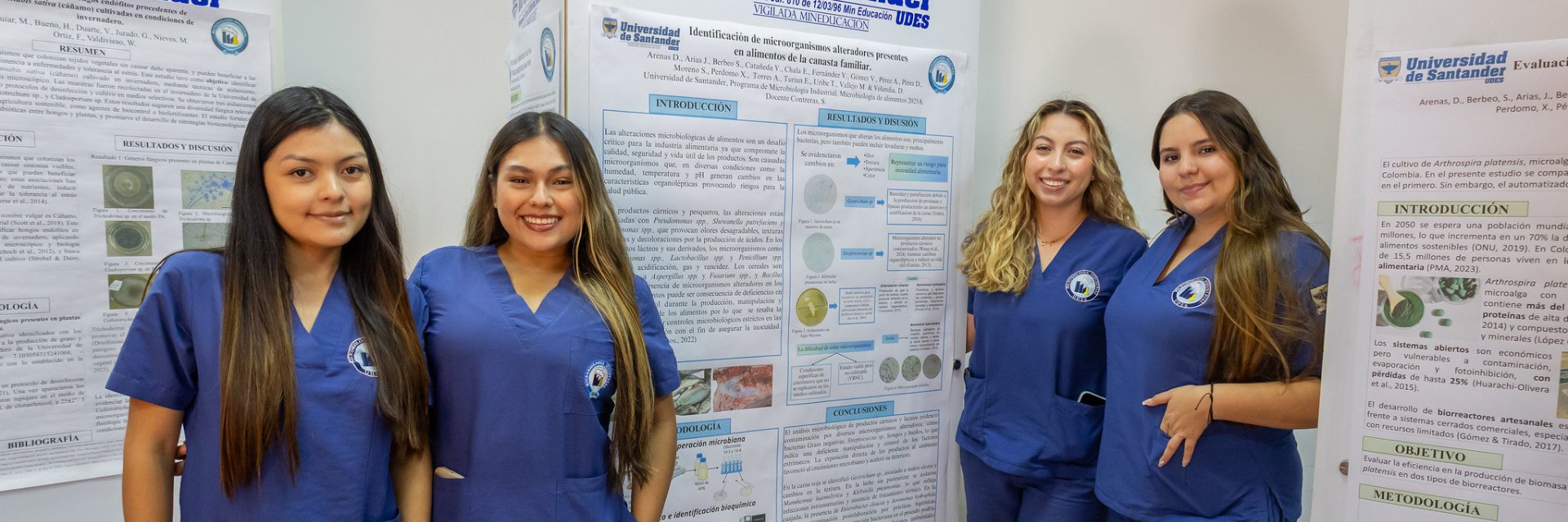 Estudiantes de Microbiología Industrial exhibieron proyectos innovadores