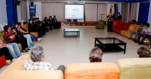 Administración de Negocios Internacionales realizó inducción a padres de familia