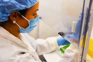 Investigadores de la UDES presentarán novedosa alternativa para desinfección de manos sin efectos adversos, a base de Ácido Hipocloroso en gel