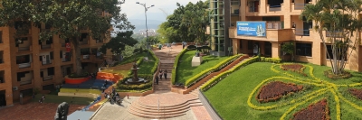 La UDES, recibe visita de Pares Académicos