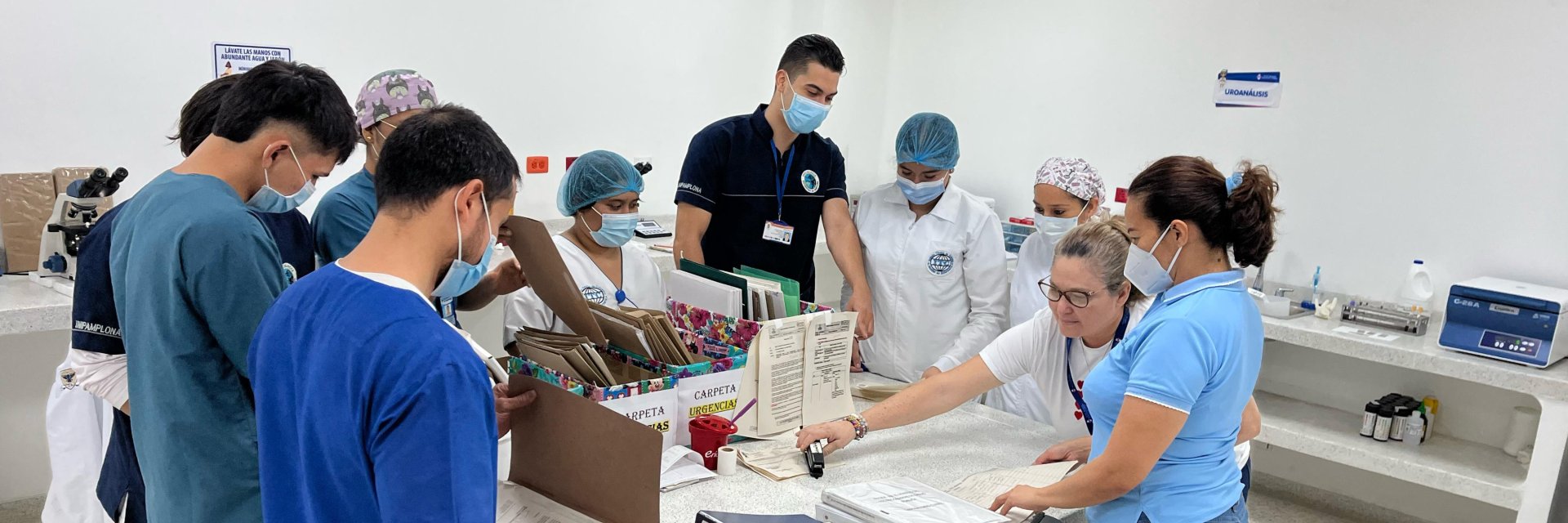 Estudiantes de la UDES Cúcuta participaron en evaluación de criterios en el Laboratorio Clínico de El Zulia