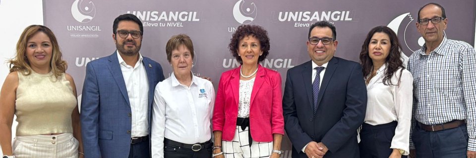 UDES celebra reconocimiento nacional “Maestro Vida y Obra” otorgado a la profesora María Jenny Albornoz Silva por ASCOLFA