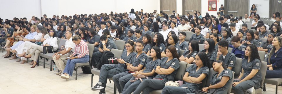 Reflexi&oacute;n y an&aacute;lisis en primer simposio interdisciplinario del Saber Jur&iacute;dico y Psicol&oacute;gico UDES