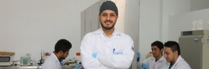 Investigador UDES gana beca para reforzar conocimientos en tratamientos contra el cáncer de colon