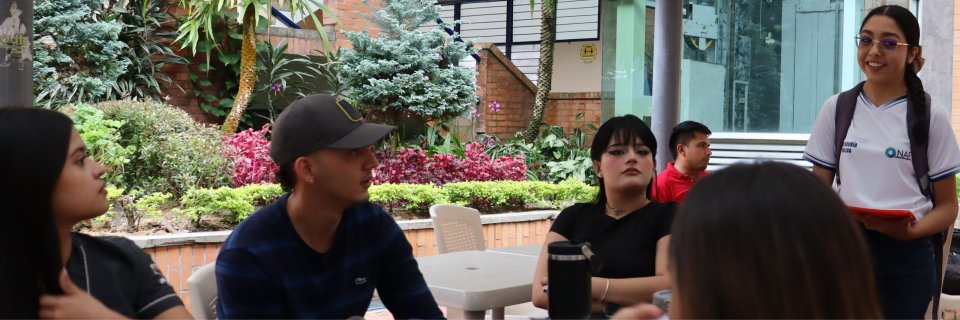 Consultorio Empresarial de la UDES promovi&oacute; educaci&oacute;n tributaria sobre declaraci&oacute;n de renta para personas naturales 2025