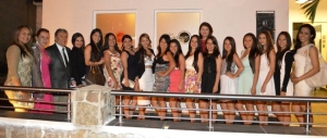 Estudiantes y profesores de la Universidad de Santander participaron de la segunda cena de protocolo