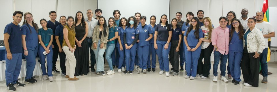 Licor de miel y yogurt griego: las bebidas ganadoras de los estudiantes de Microbiología Industrial