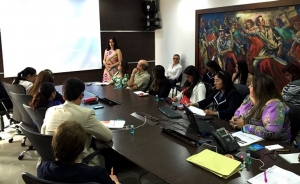 Decano de Facultad de Derecho, con Cum Laude, en su tesis doctoral